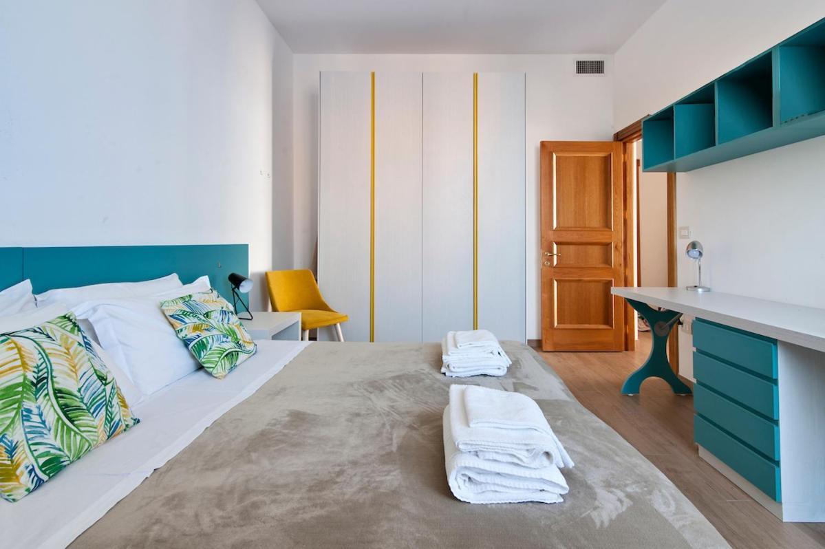 Residence De Franchis - Smart Apartments Lecce Exteriér fotografie